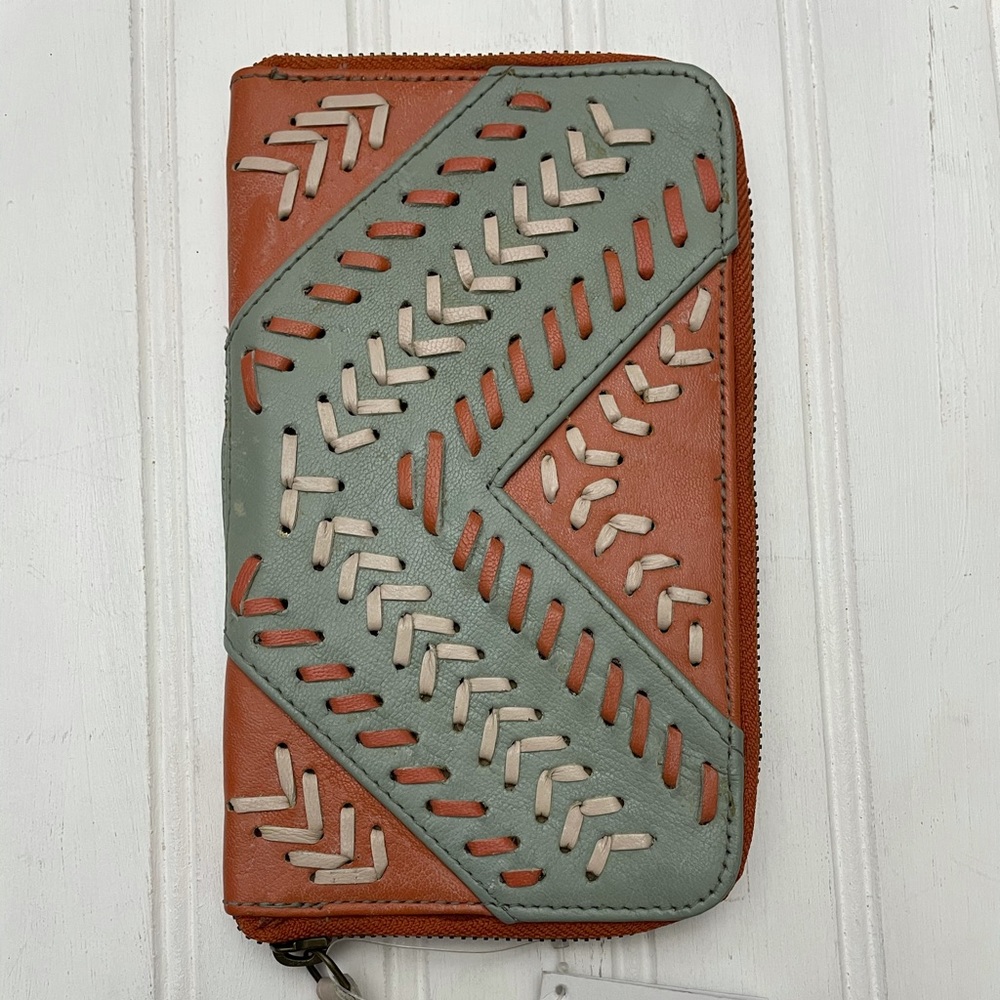 Noonday Collection Wallet NWT